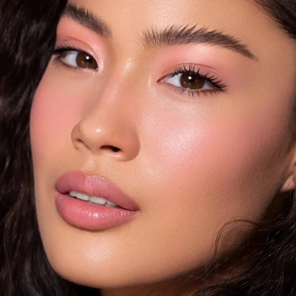 Bobbi Brown Blush in Pretty Pink Pink (cool toned medium dark pink) - Picture 7 of 13
